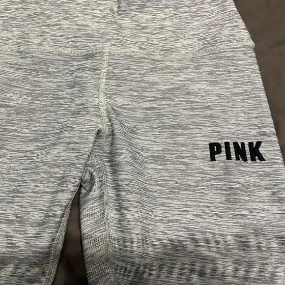 Victoria's Secret PINK Ultimate Gray Leggings - Picture 1 of 8